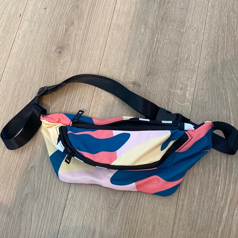 Sephora Fanny pack